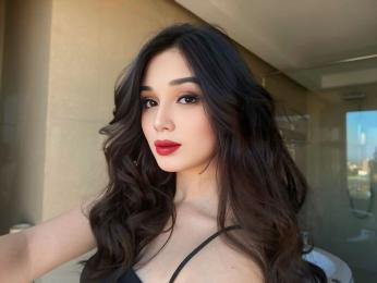 AthisaMaganda — webcam model online on livejasmin