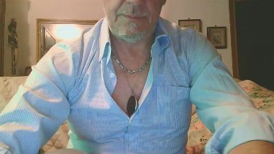 gyordy1 — Cam4 stream photo (May 2026)