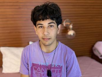 AlejoAnderson — webcam model online on livejasmin