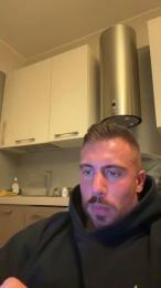 Bigwhitebull — Cam4 stream photo (Dec 2025)