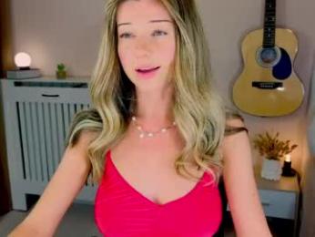lenamuti — Chaturbate stream photo (May 2026)