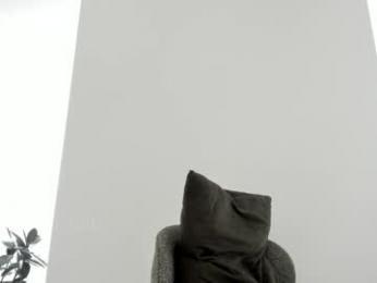 sweetest_bella — webcam model online on chaturbate