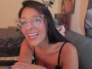 anny-luna — Camsoda stream photo (Apr 2026)