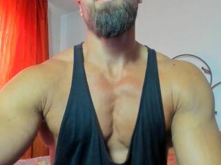 Romario H — webcam model online on flirt4free