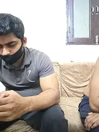 John_desihunk — Stripchat stream photo (Sep 2026)