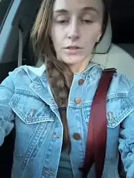 lunagirl13 — webcam model online on stripchat