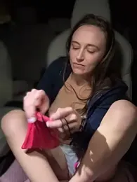 lunagirl13 — Stripchat stream photo (Apr 2026)