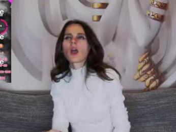 hailey_peach — Chaturbate stream photo (May 2025)