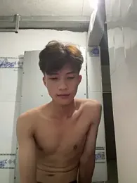 Nguyencuong1999 — Stripchat stream photo (May 2026)
