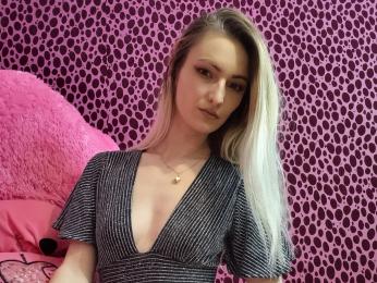DanielaStolc — webcam model online on livejasmin