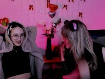 mona_cloud — Chaturbate stream photo (Mar 2026)