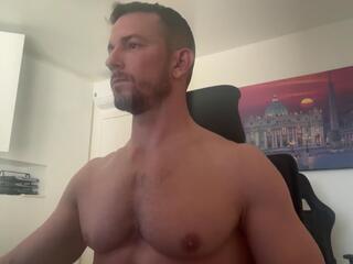 Stefano — webcam model online on flirt4free