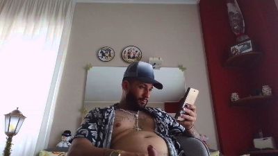 X_caronte_X — webcam model online on cam4