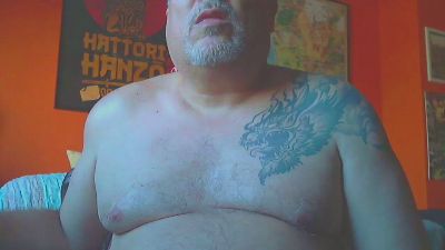 darkkinggg — webcam model online on cam4