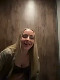 EmaSalis — Stripchat stream photo (Apr 2026)