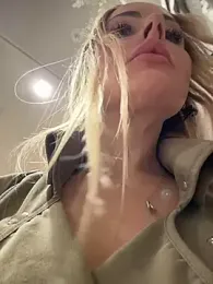 EmaSalis — Stripchat stream photo (Apr 2026)