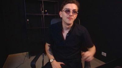 FelixStark — webcam model online on cam4
