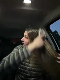 DoriDelux66 — webcam model online on stripchat