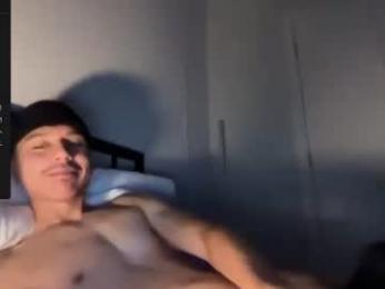 xmomentumx — Chaturbate stream photo (Jul 2026)
