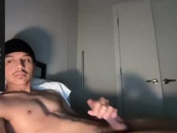 xmomentumx — Chaturbate profile photo