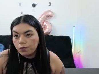 emilyriskhot — chaturbate