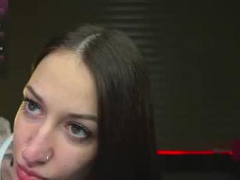 meowluv — webcam model online on chaturbate