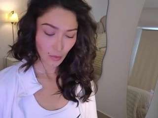 azaleiia — webcam model online on camsoda