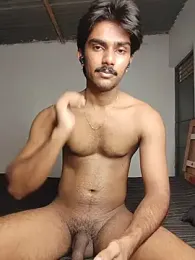 Master_069 — webcam model online on stripchat