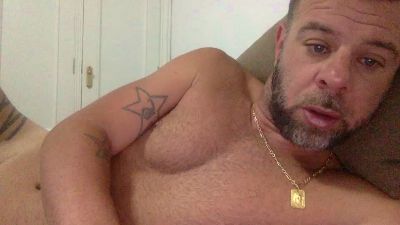 buagg — webcam model online on cam4