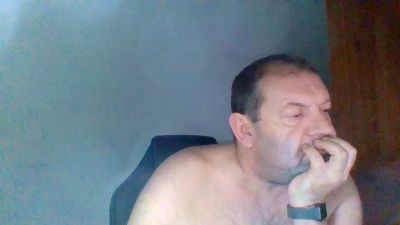 tonetys — webcam model online on cam4