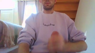 t8omas — webcam model online on cam4