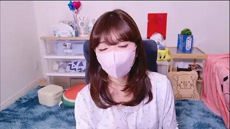 Runarunapi — webcam model online on stripchat