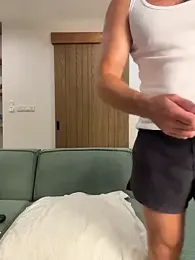 JuicyFruits93 — webcam model online on stripchat