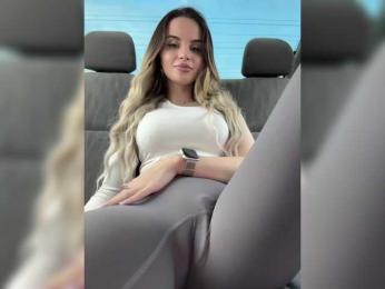 LedyMiya — webcam model online on bongacams