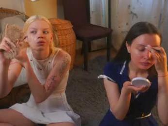 easteresquinaldo — webcam model online on chaturbate