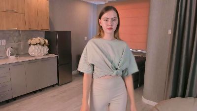 SiuRenart — Cam4 stream photo (Aug 2026)