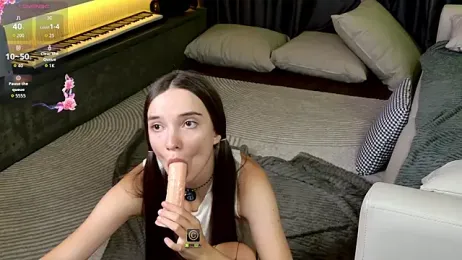 AnnyShore — webcam model online on stripchat