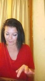 brunettaspetti1 — webcam model online on cam4