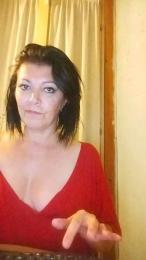 brunettaspetti1 — webcam model online on cam4