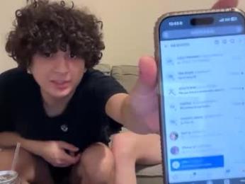 evanbrown333 — webcam model online on chaturbate