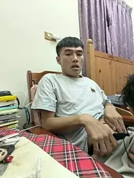 HH_DT — Stripchat stream photo (Aug 2026)