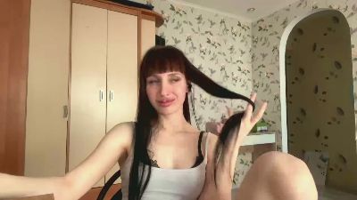 AnnelieseLaino — webcam model online on cam4