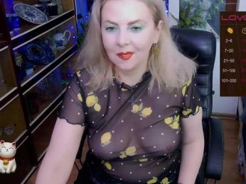 Delicecatmyau — bongacams