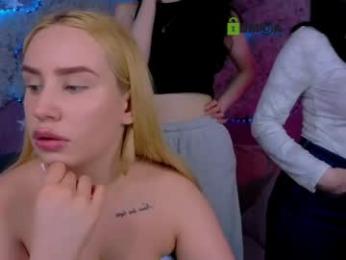 riley_sanders — Chaturbate stream photo (Apr 2026)