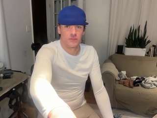 jakeparty — webcam model online on camsoda