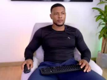 jeicowesst — webcam model online on chaturbate