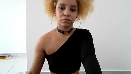 Lillith_Bloom — webcam model online on stripchat