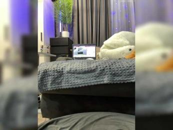 MagicMelody — webcam model online on bongacams