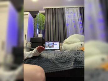 MagicMelody — webcam model online on bongacams