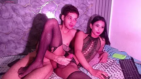 isaa_and_juanjoo — Stripchat stream photo (Apr 2026)